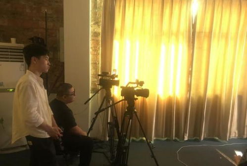 濱海國(guó)際執(zhí)行總裁楊國(guó)賢做客《海南新聲》 共話影視制作新機(jī)遇